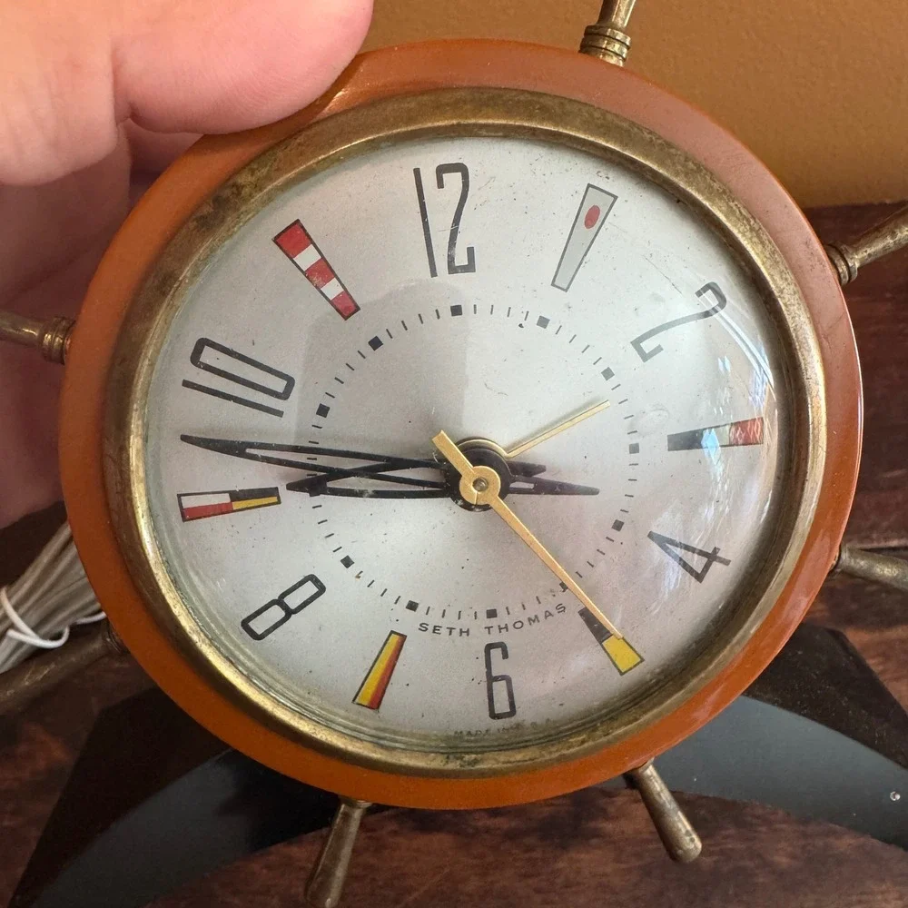 Vintage Seth Thomas‎ Rudder Clock Mid Century Modern Nautical Decor E925-003